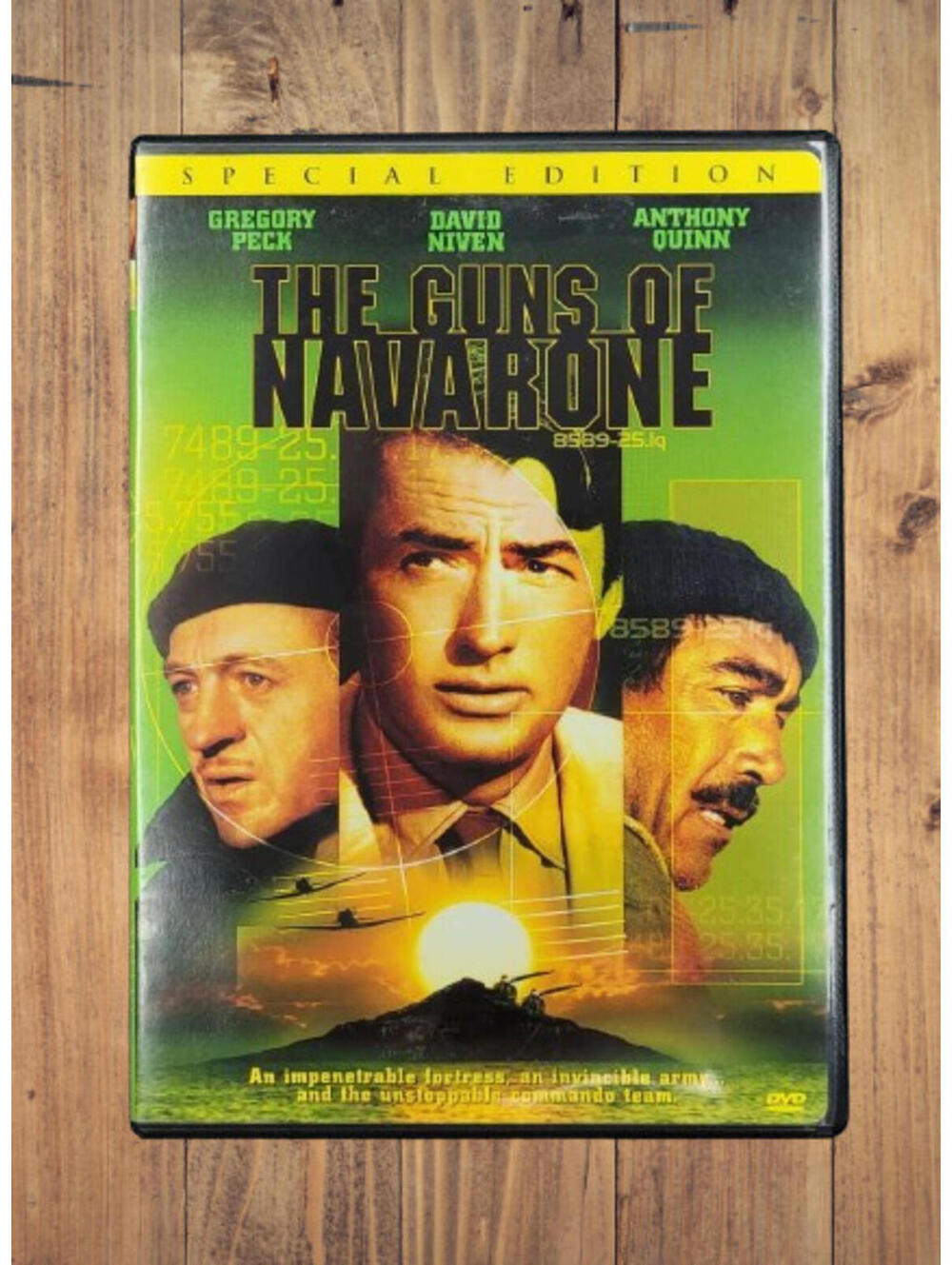 The Guns of Navarone (DVD, 2000, Widescreen) Gregory Peck - David Niven